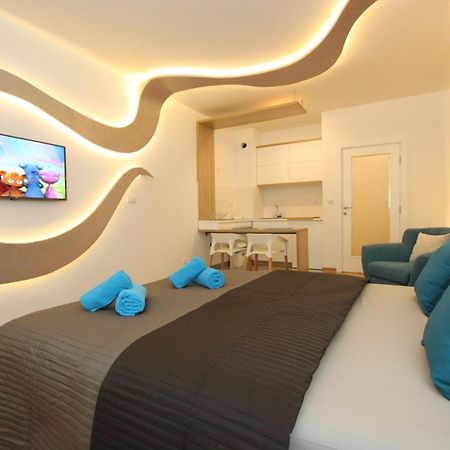 Riviera New Belgrade Apartment, Parking 5 Eur Per Day Eksteriør billede