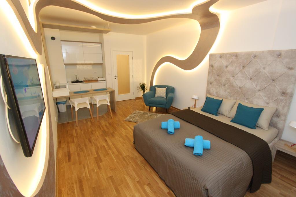 Riviera New Belgrade Apartment, Parking 5 Eur Per Day Eksteriør billede